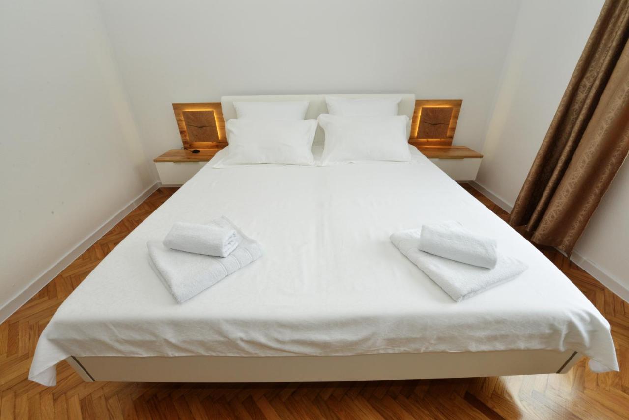Apartmani Ivan Kaštela Exteriör bild