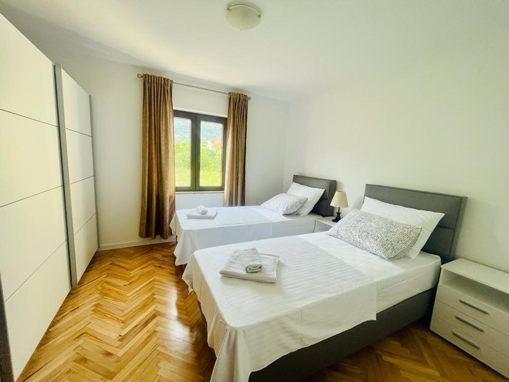Apartmani Ivan Kaštela Rum bild