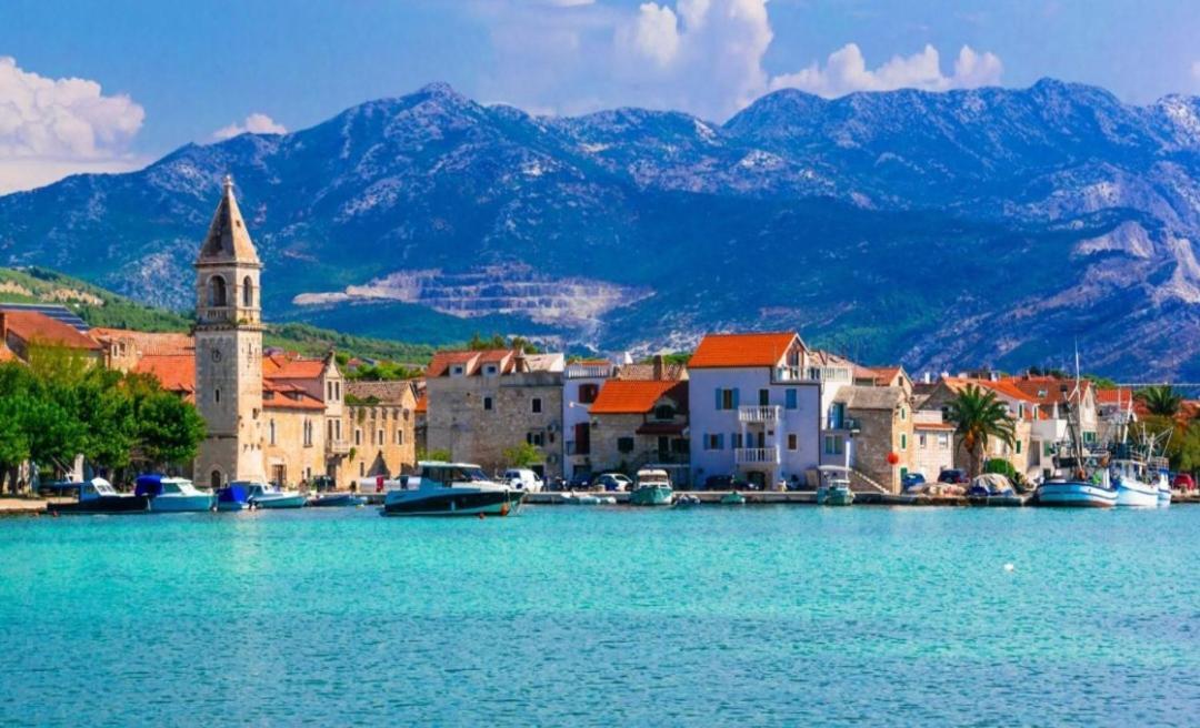Apartmani Ivan Kaštela Rum bild