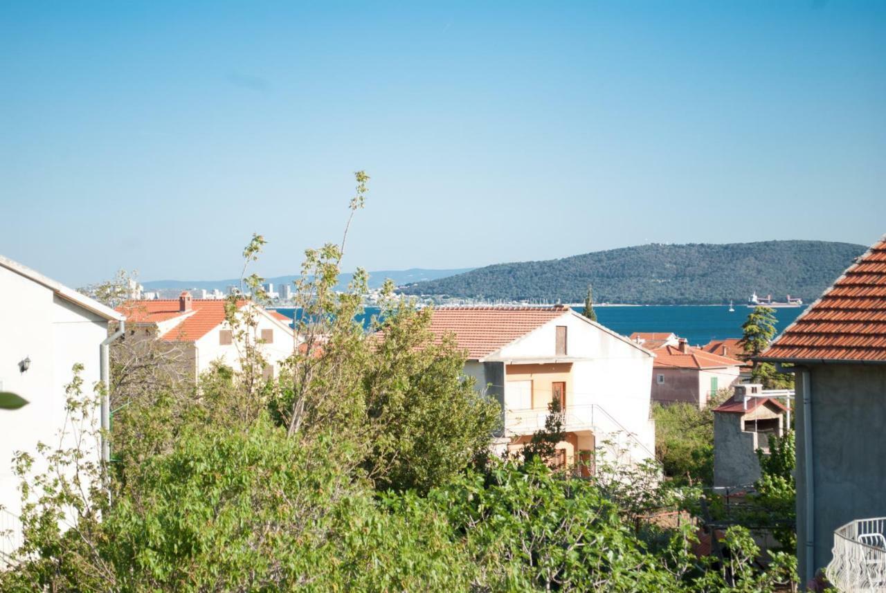 Apartmani Ivan Kaštela Exteriör bild