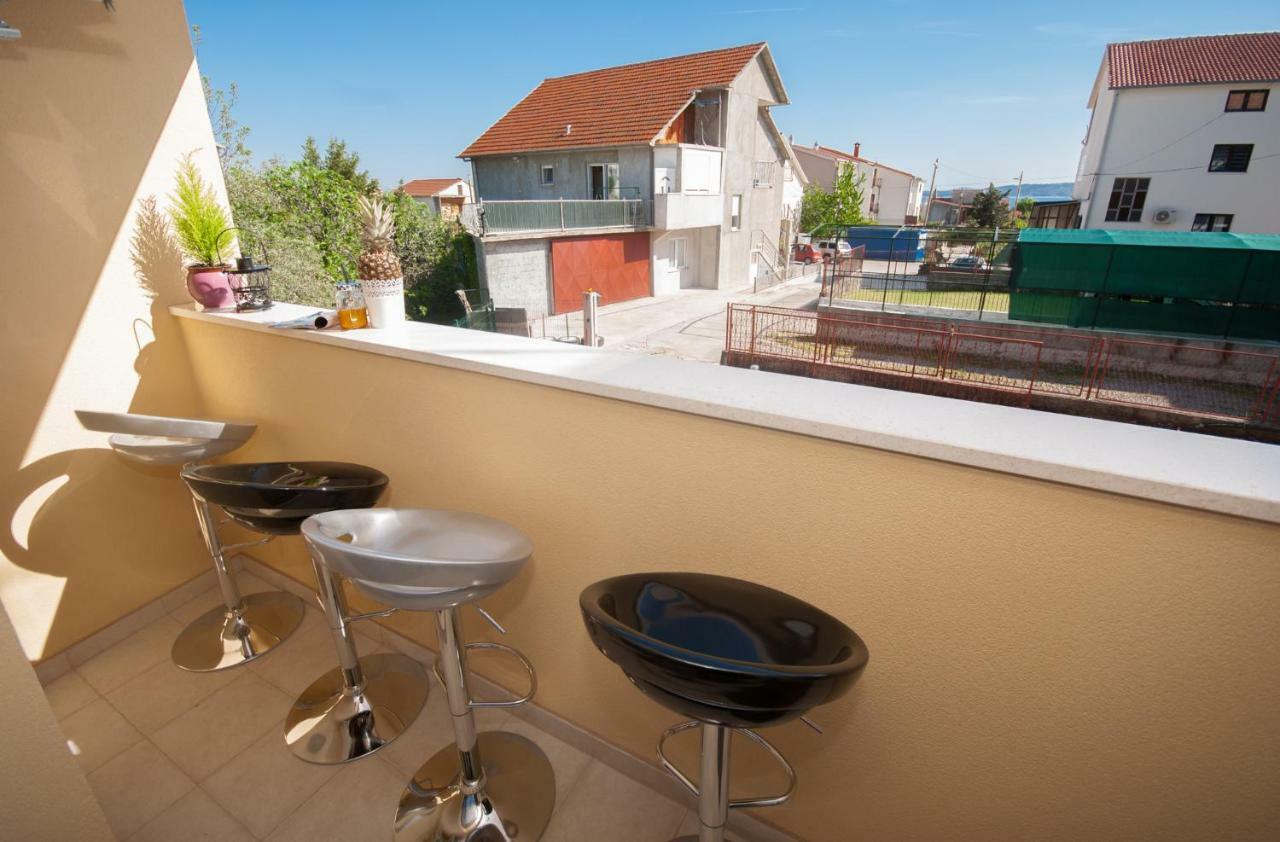 Apartmani Ivan Kaštela Exteriör bild